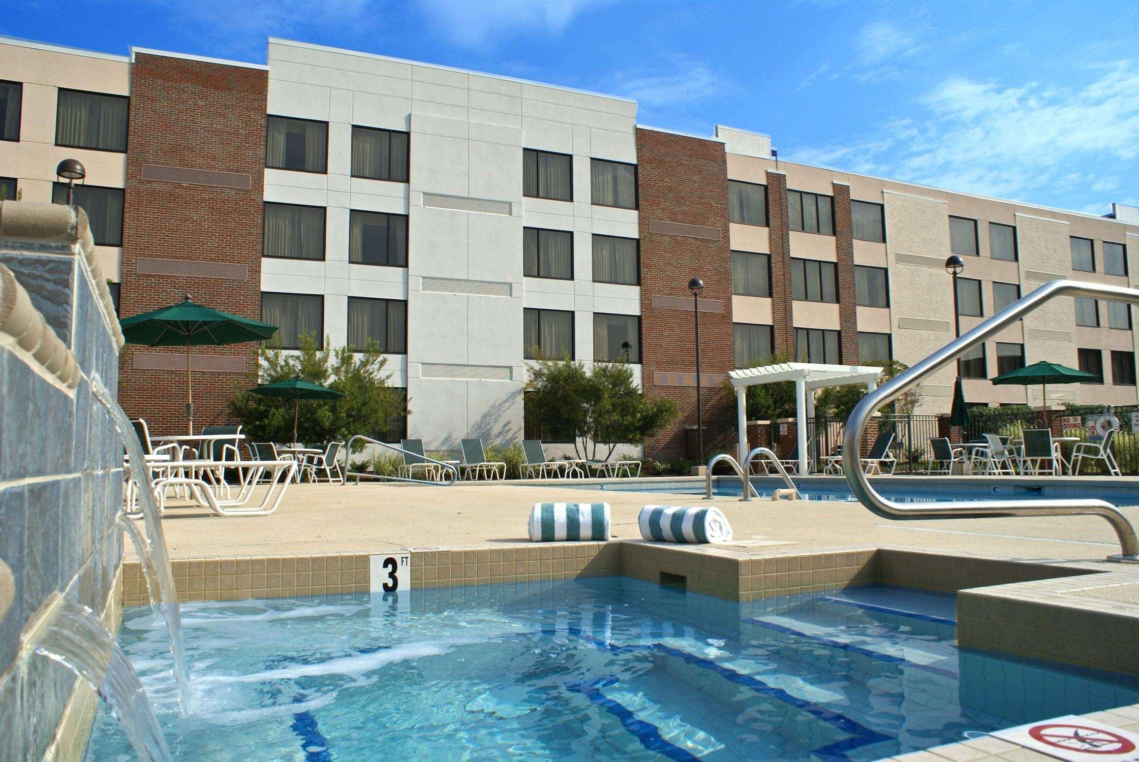 Doubletree By Hilton Rocky Mount Hotel Ngoại thất bức ảnh