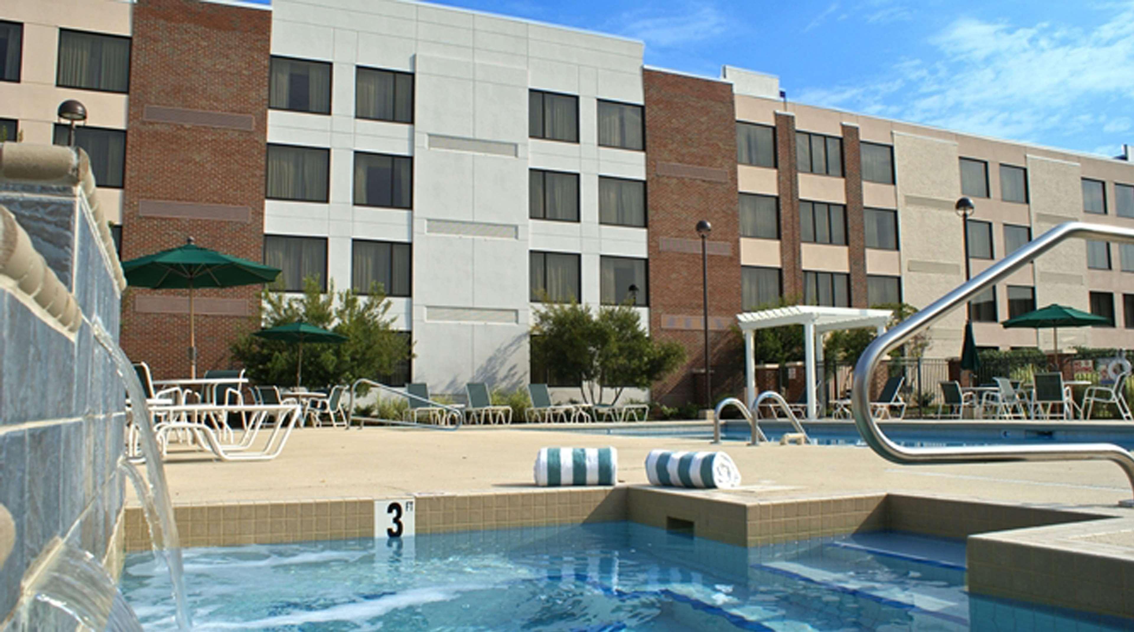 Doubletree By Hilton Rocky Mount Hotel Ngoại thất bức ảnh
